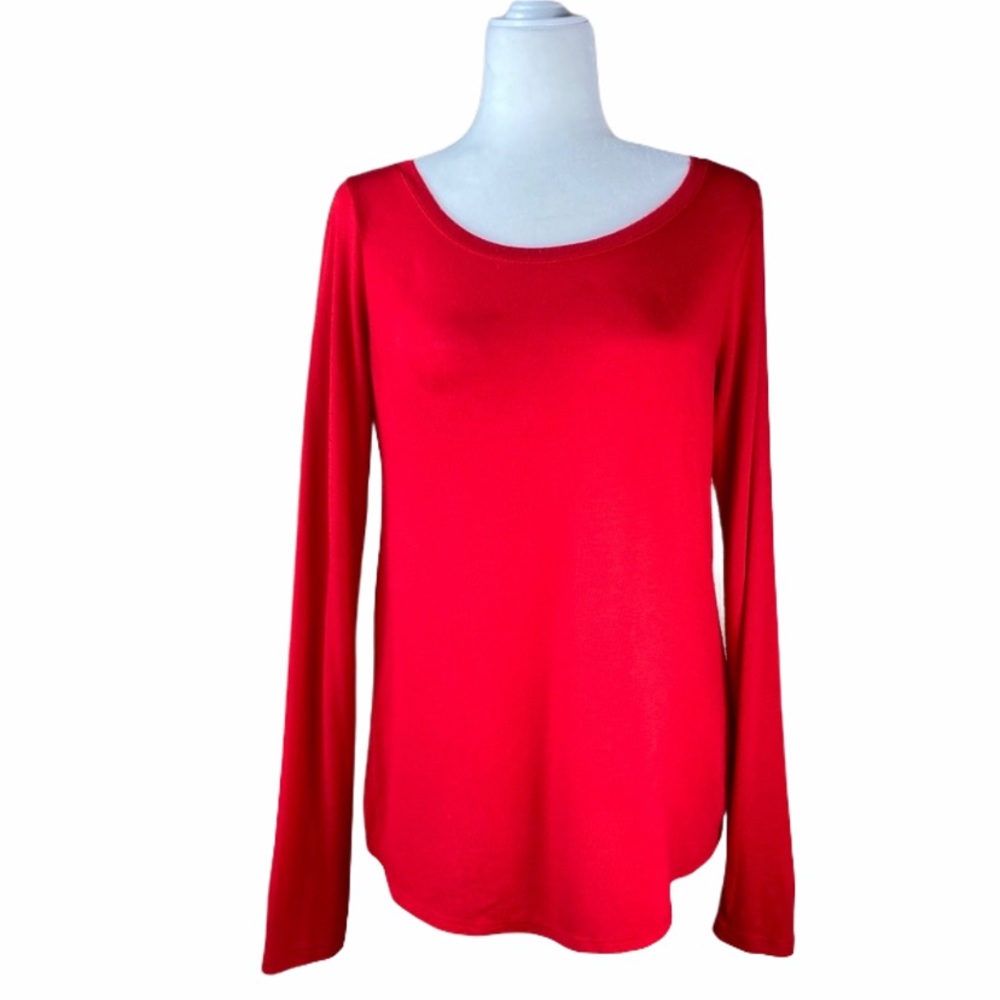 Express | Hi-Low Back Long Sleeve Tee